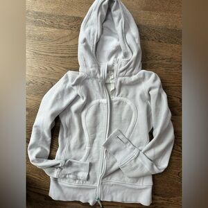 Lululemon Scuba white/gray/light blue size 8, great condition!